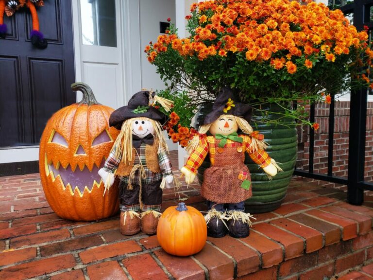 Unmasking the Halloween Supply Chain: What to Expect in 2025