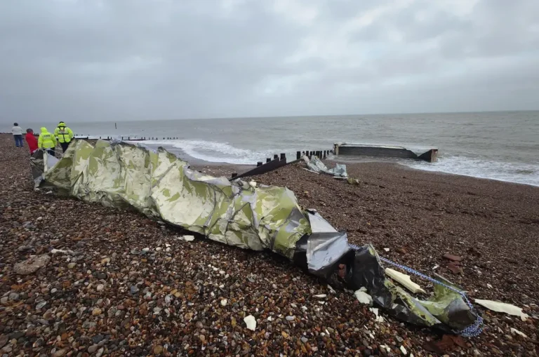 British beach goes Bananas – reopens cargo safety debate